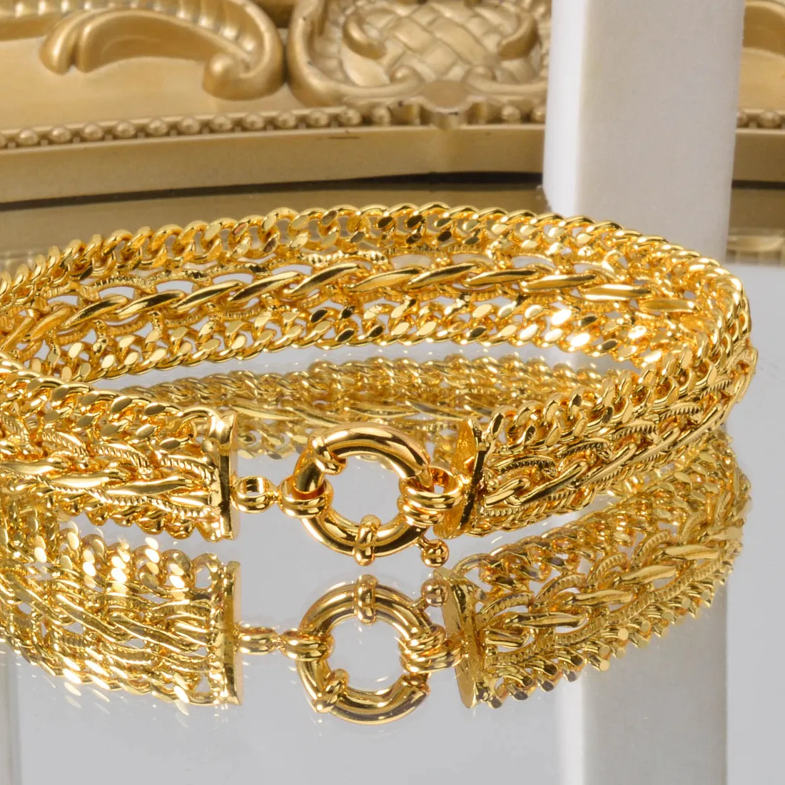 Authentic The Mariner’s Eternal Knot: A Gilded Talisman of Unbroken Bonds