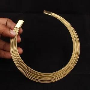 The Golden Torc Of Infinite Horizons