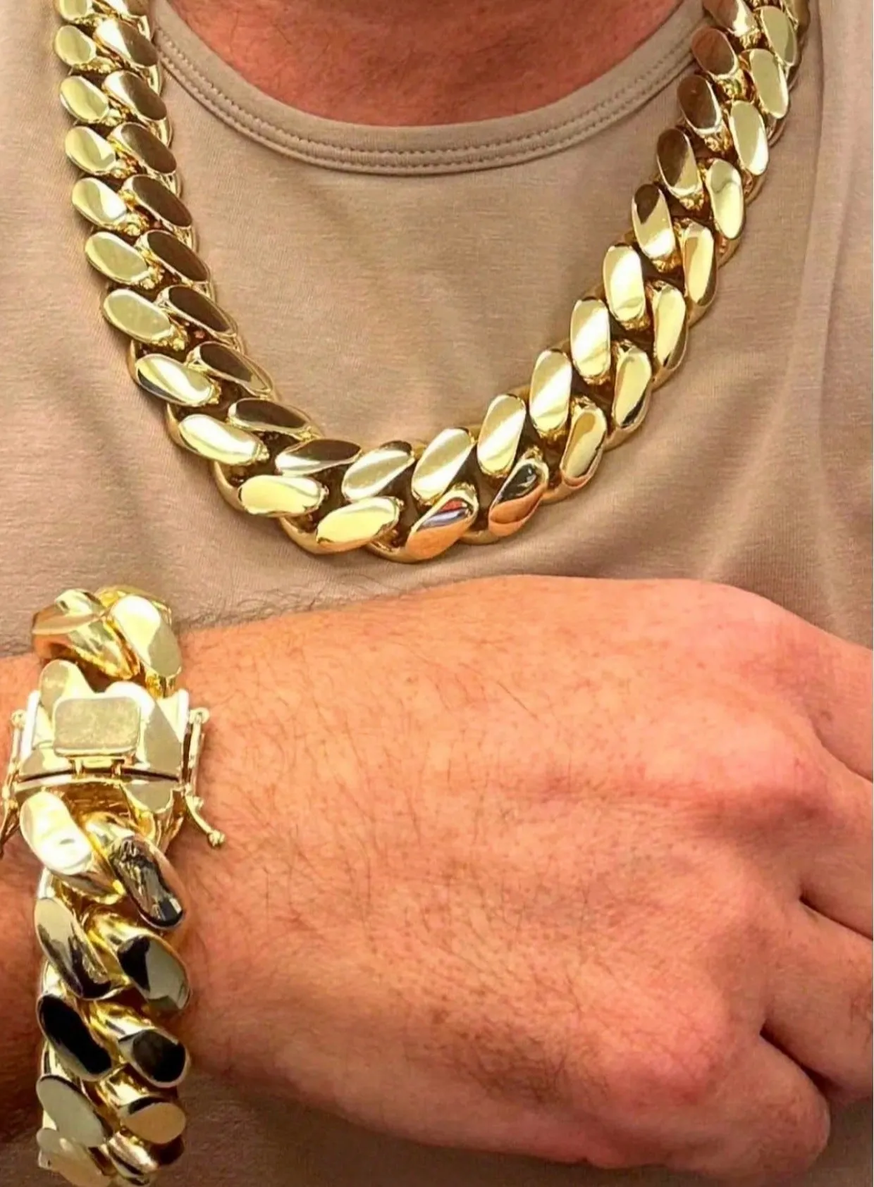 Authentic Golden Harmony: Celestial Cuban Chain for the Modern Mystic