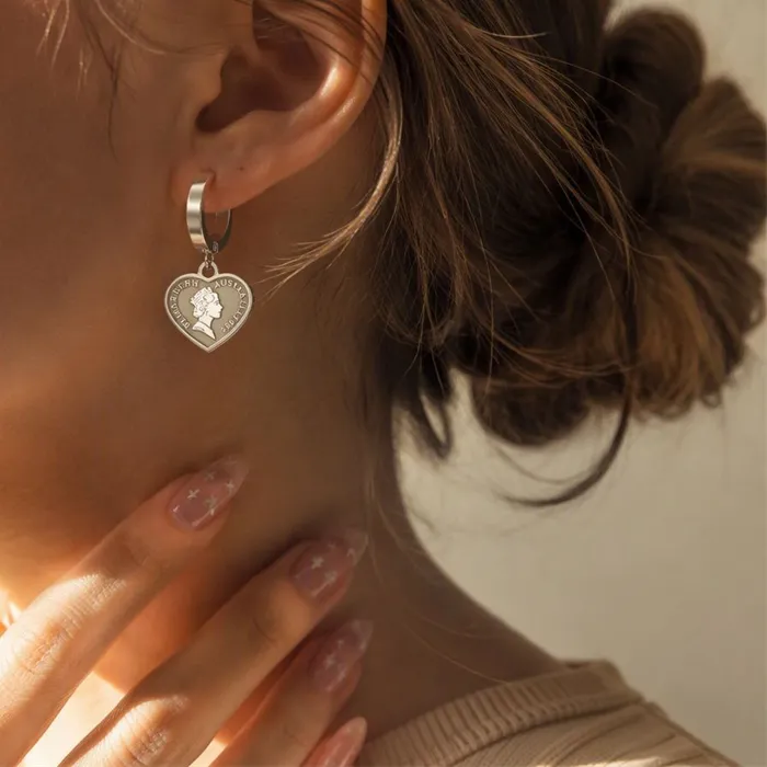 Authentic Heart Of The Queen Enchanted Studs Of Protection
