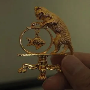 Authentic Antique Jewelry Cat Fishing Brooch Personality Brand Gold Plated