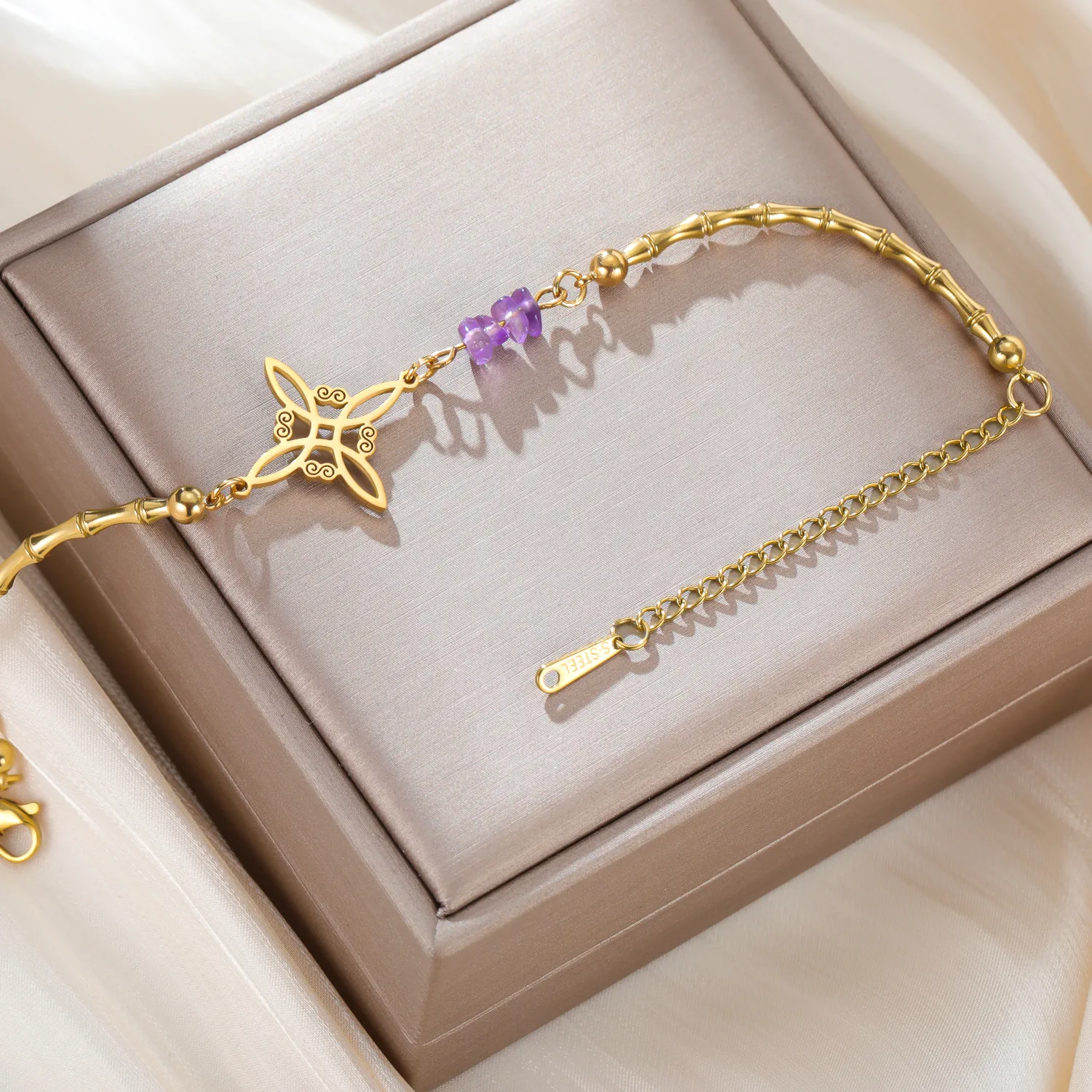 Authentic Unift Witch‘s Knot Bracelet for Women Stainless Steel Handchain with Purple Crystal Witch Knot Charm Bracelet Jewelry Gifts
