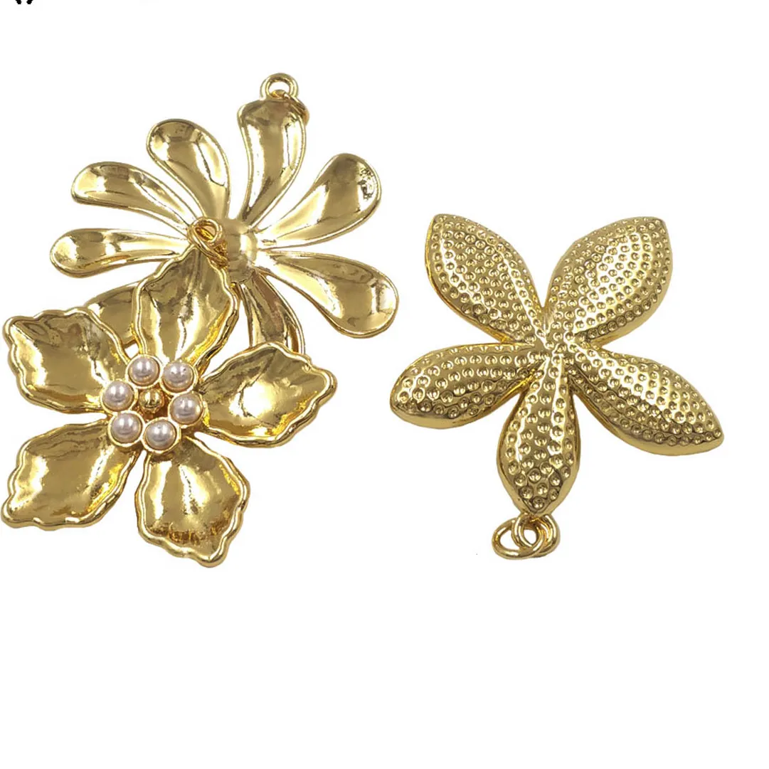 Authentic WT-P2079 Boutique Fashion Gold Plated Brass And Artificial Pearl Flowers Shape Pendants As Girls Handmade Jewelry Findings