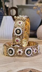 Authentic The Golden Sovereignty Rajwari Bangle