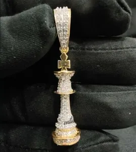 Authentic The Sovereign's Peace A Lab- Grown Diamond Chess Talisman In Gold
