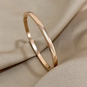 Authentic The Golden Loop Of Infinite Harmony Bangle