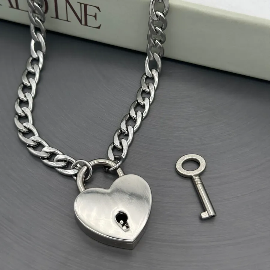 Authentic Punk Chunky Cuban Chain Love Padlock Charm Necklace for Women Men Grunge Y2K Aesthetic Lock Necklace for Couples