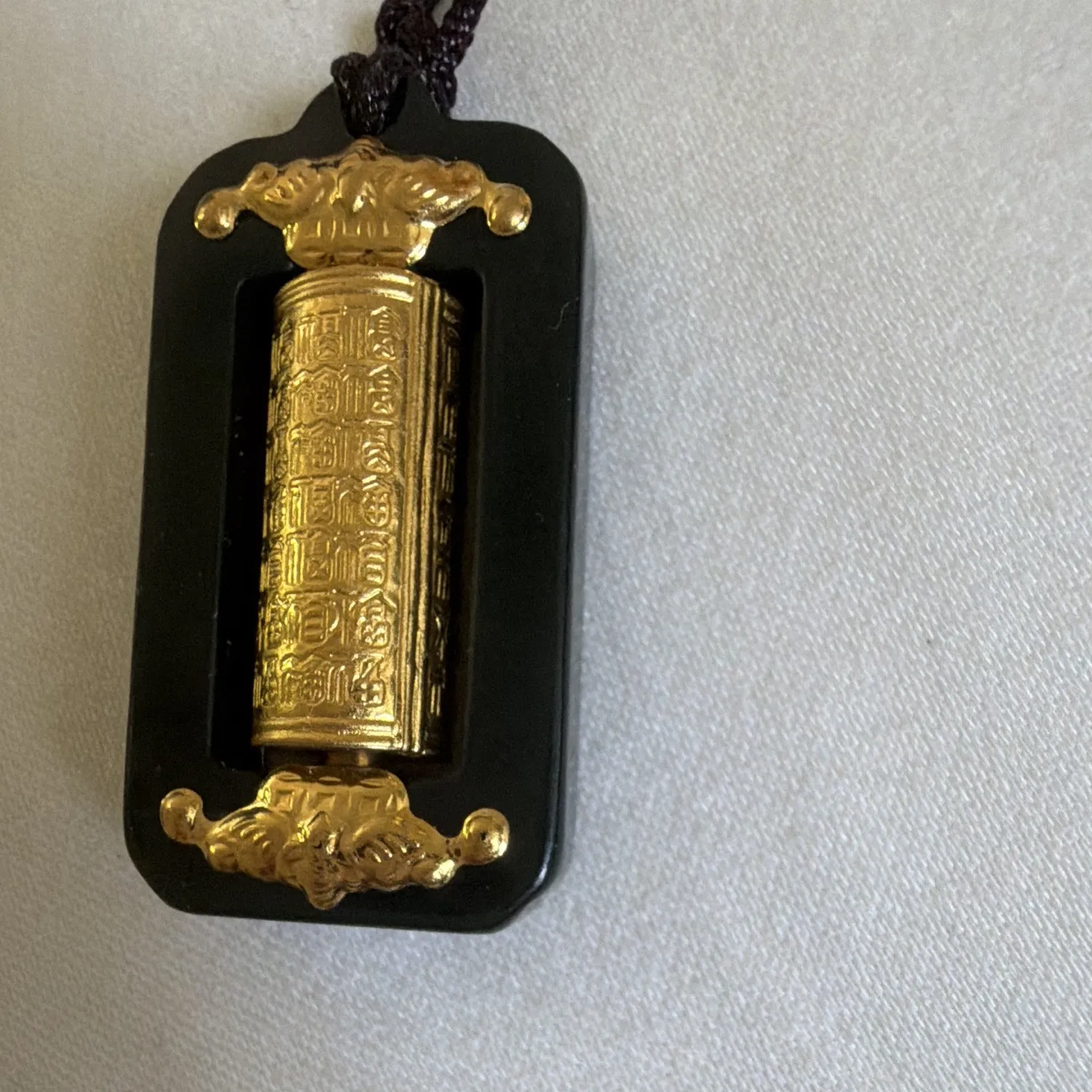 Authentic Black Rectangle natural agate Pendant Necklace 24K Gold plated prayer wheel