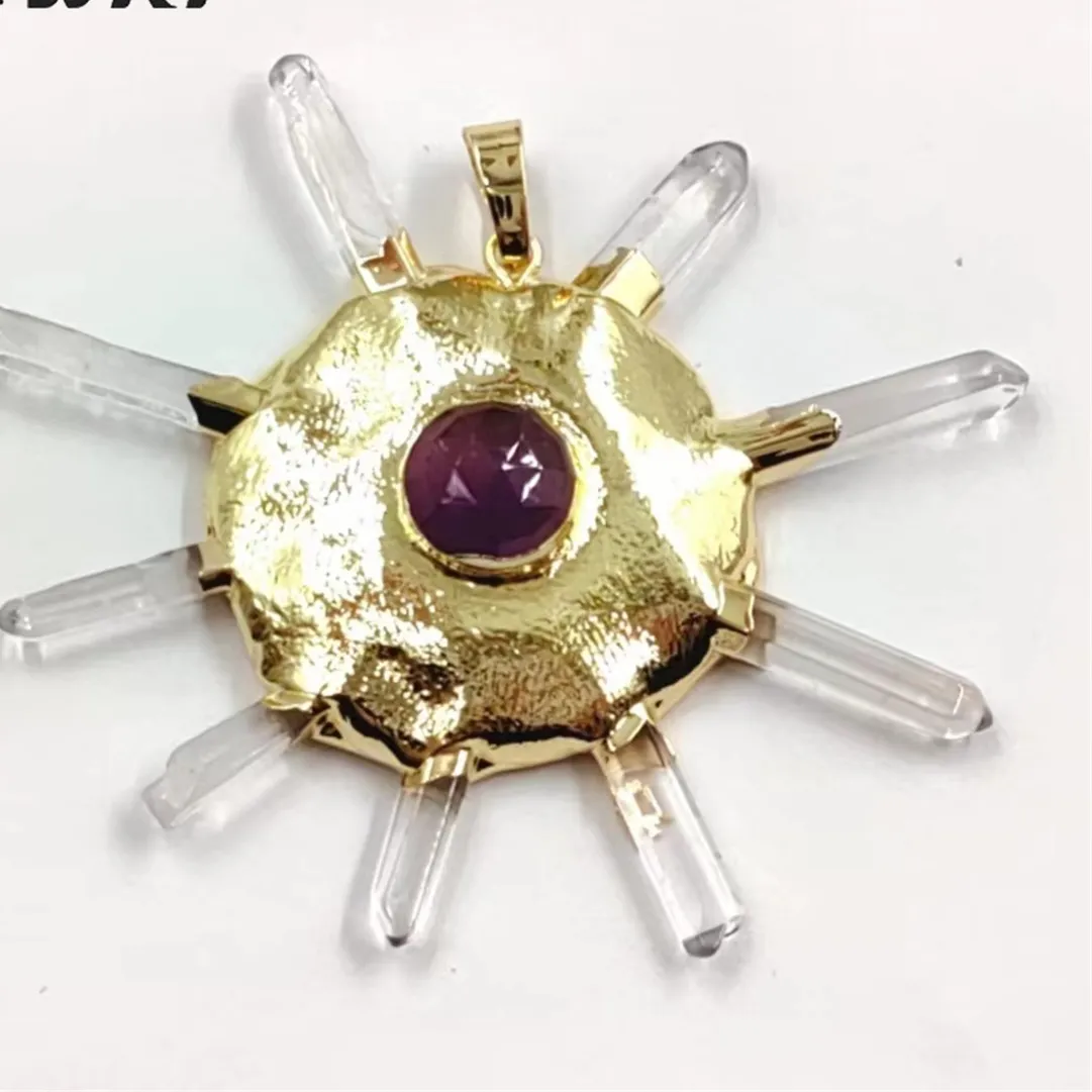 Authentic WT-P1884 WKT Design Crown Shape Crystal Quartz Pendant Boho Women Round Wheel Stone For Dressing ACC