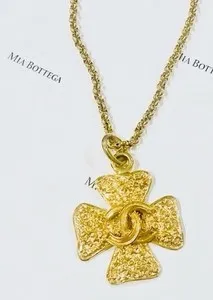 Authentic Vintage Chanel Maltese Cross Pendant Gold Plated Necklace 1995 18”L x 2”W x 2”H