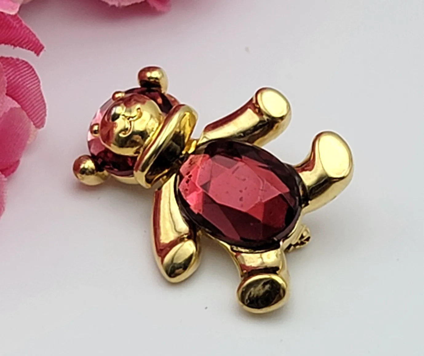 Authentic The Crimson Guardian: A Golden Bear Talisman