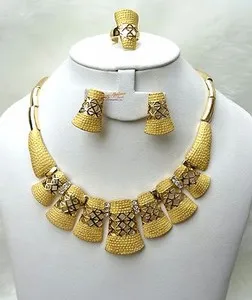 Authentic Bold Big Beautiful Gold Plated earring Necklace Party Set UK Delivery