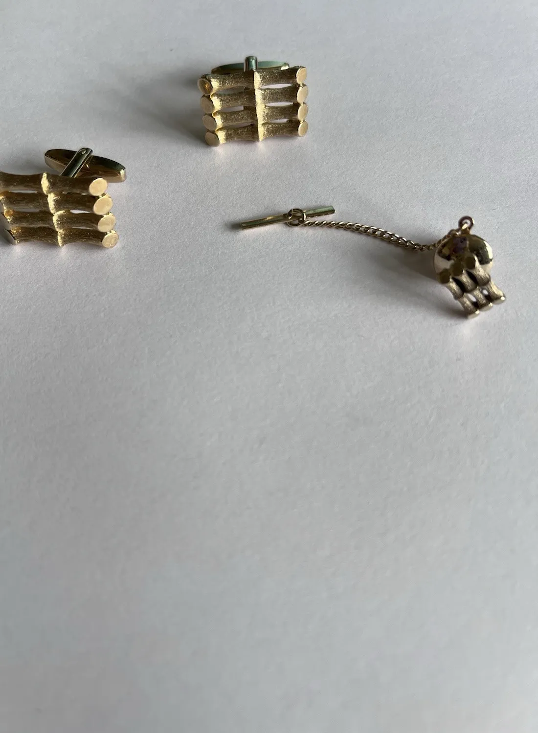 Authentic Vintage Bamboo Strands Yellow Gold Plated Cuff Links and Tie Tack