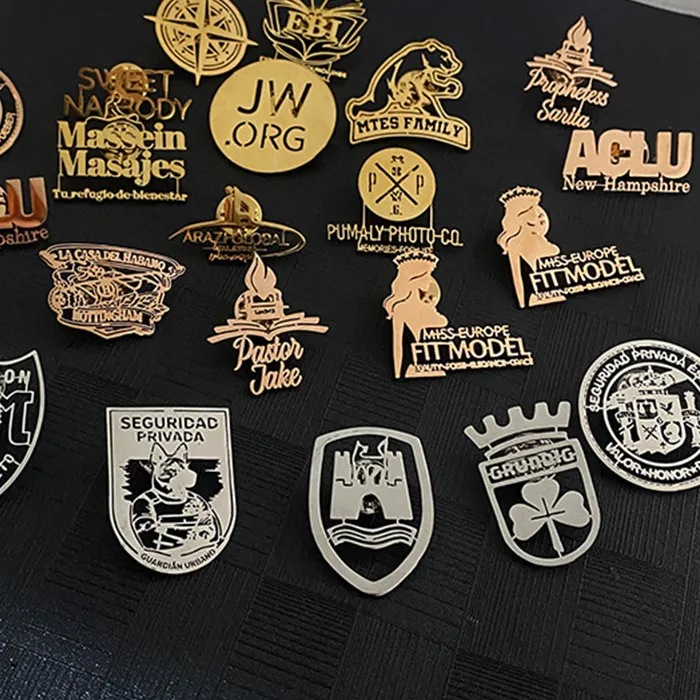Authentic Wholesale Stainless Steel Custom Pin Logo Nameplate Tag Personalized Badge Gold Brooch Pins for Wedding Gift Bag Charm lapela