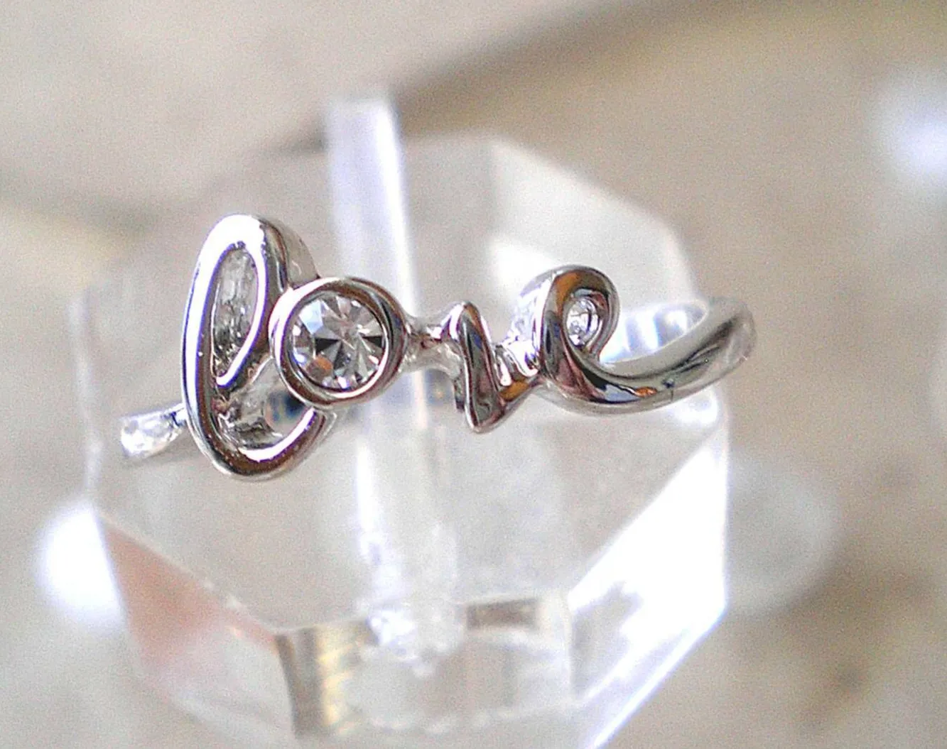 Authentic 18K White Gold Plated Love Ring Different Size