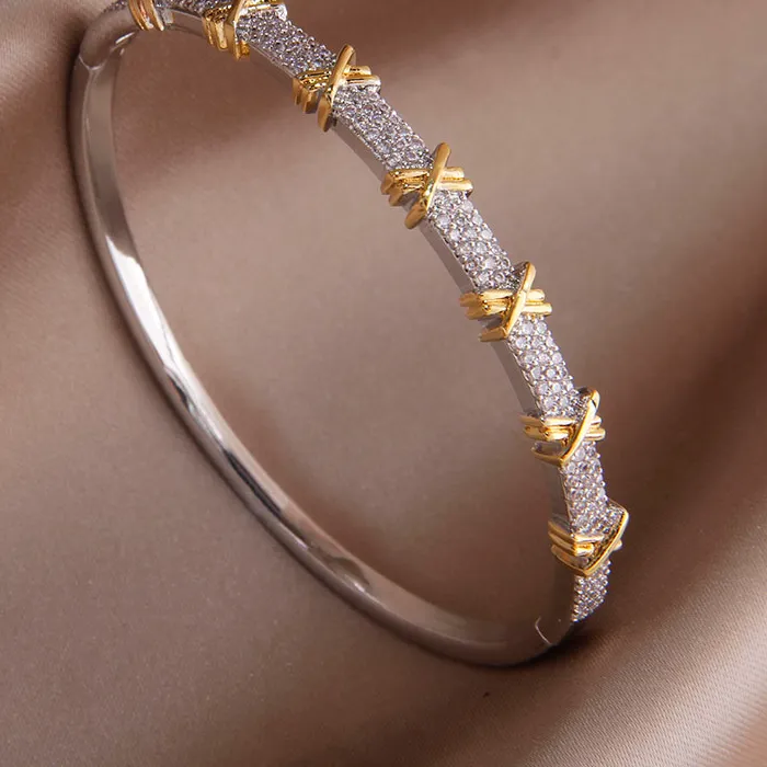 Authentic New Sight Classic Luxury Zirconia Cross Charm Bracelets for Women Fashion Brand Jewelry Elegant  Bangle