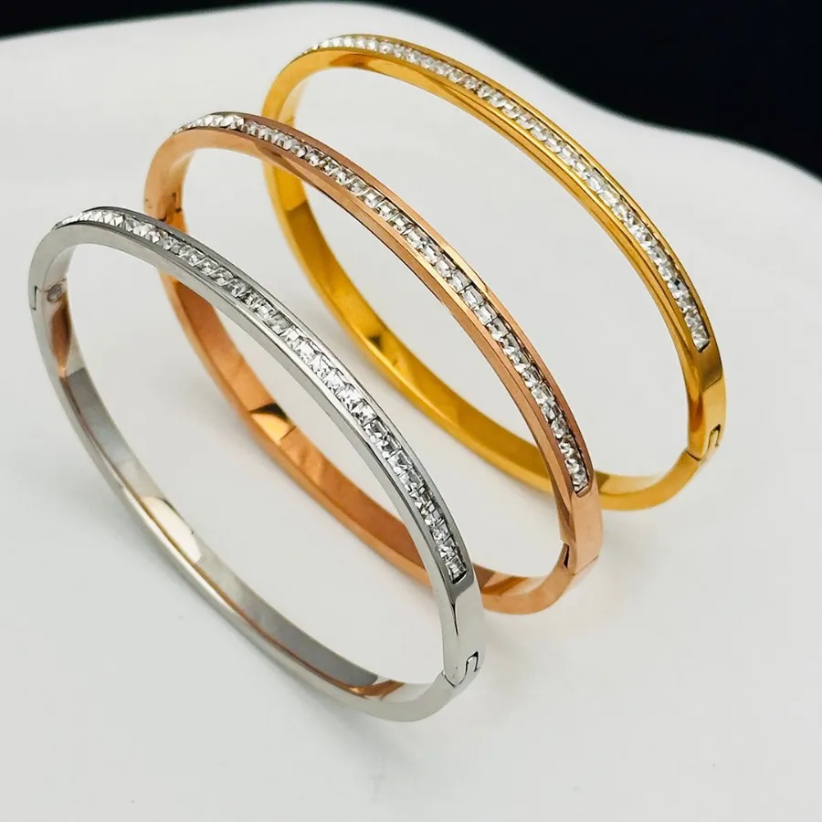 Authentic Luxury Shiny Full Zircon Cuff Bracelet for Women Charm Fashion Gold Color Stainless Steel Colorfast Bangle Bride Jewelry Gift