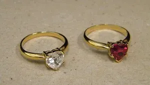 Authentic Girl Lady's Yellow Gold Plated Ring Clear Heart CZ Stone Solitaire Size 7 New