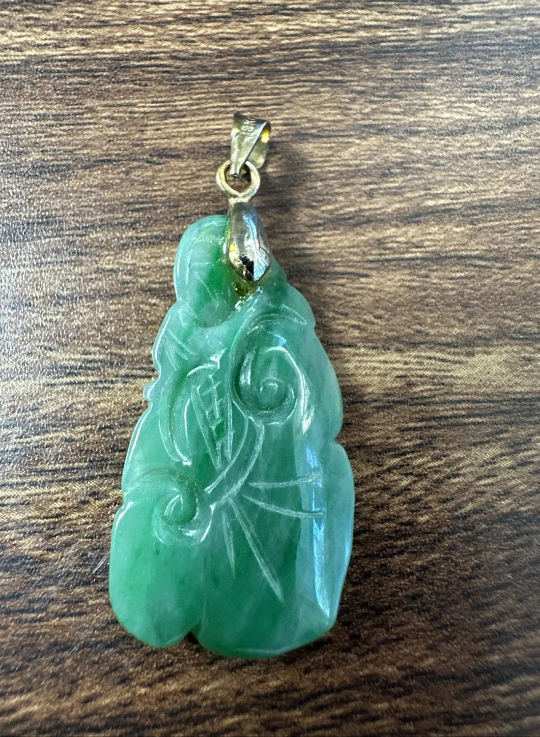 Authentic VTG Green Jade Pendant 18K Gold-plated marked '18K GP' Repaired