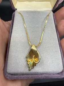 Authentic Vintage Unsigned Gold Plated Jade Pendant Necklace