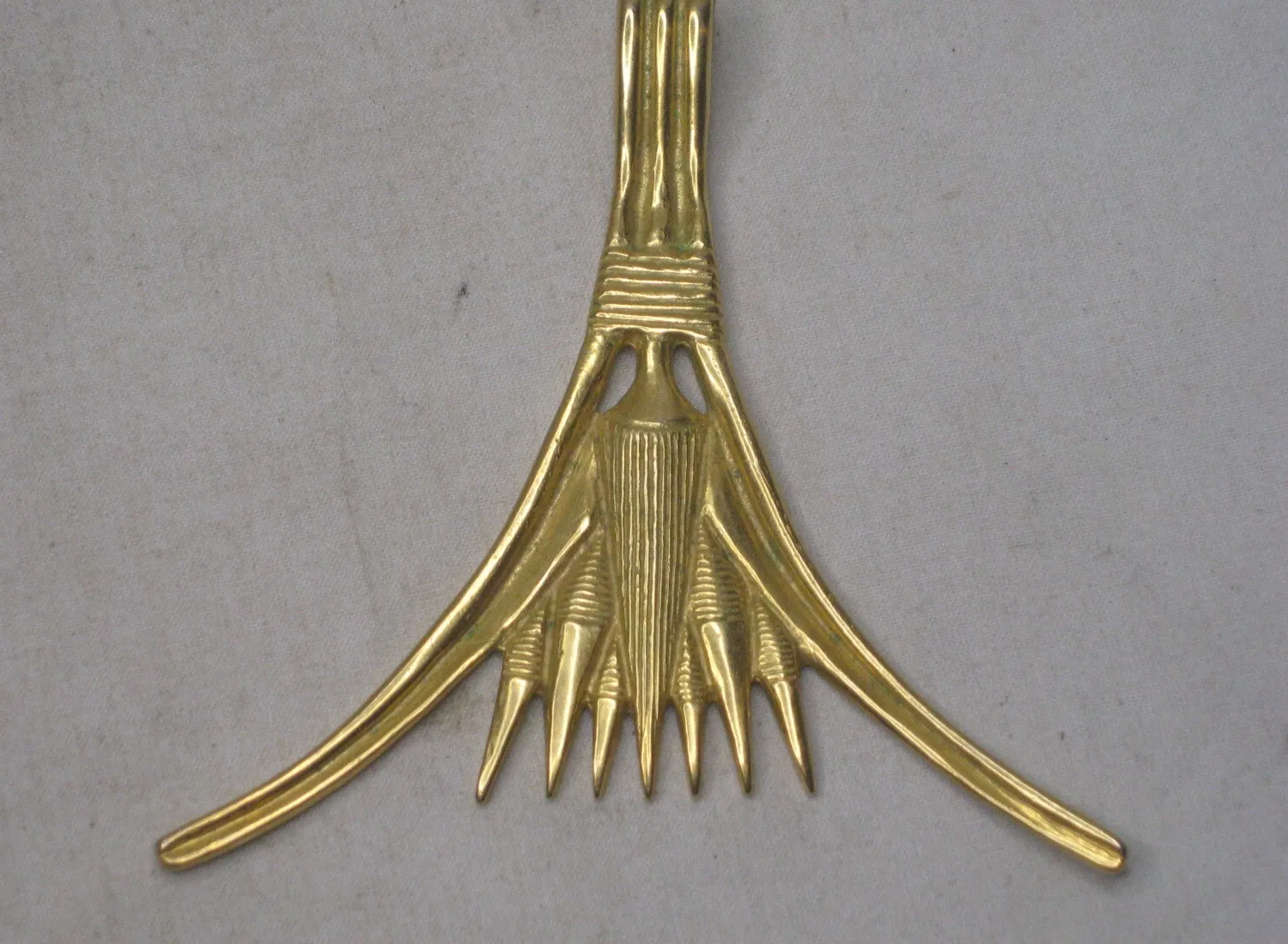 Authentic vintage MMA 1976 LOTUS Pendant Metropolitan Museum Art Gold Plated Egyptian King