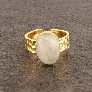 Authentic The Lunar Radiance Hammered Band in Gold