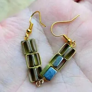 Authentic Sacred Geometry of the Cosmos: Divine Square-framed Earrings with Triangular Metamorphosis