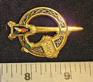 Authentic Solvar Ladies Irish Gold Plated Black Tara Brooch Enamel 36mm x 51mm