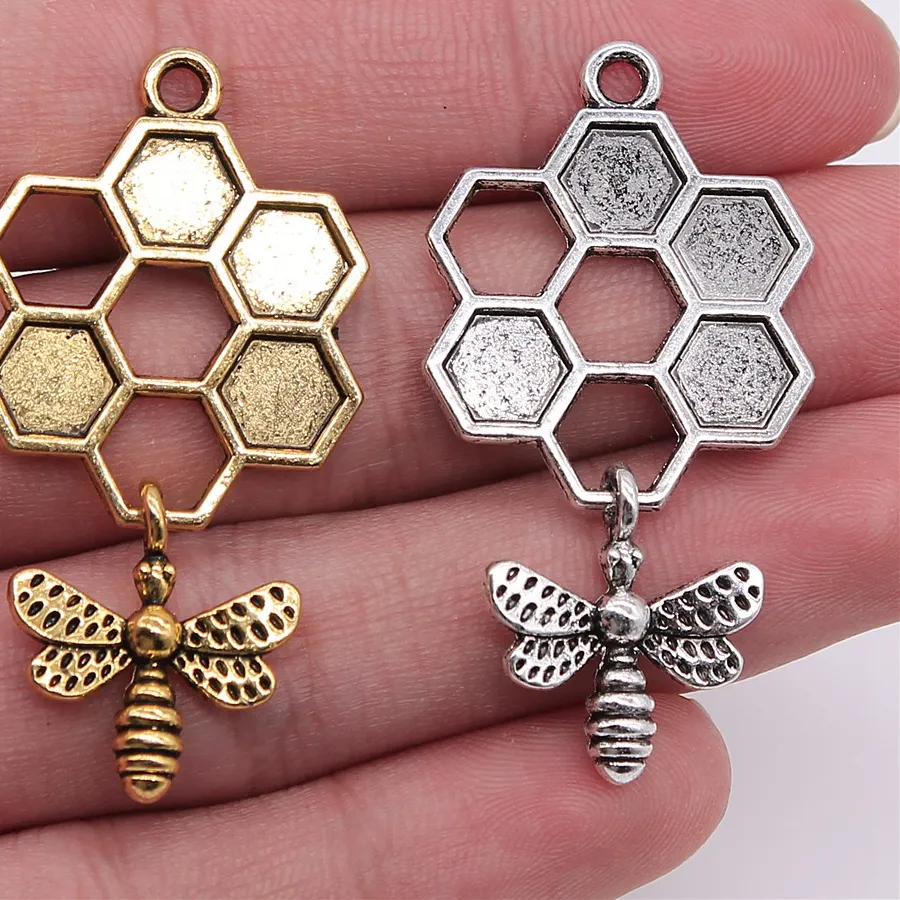 Authentic WYSIWYG 3pcs 46x25mm Honey Bee Charm 3 Colors Antique Silver Color Antique Gold Color Honey With Bee Pendants Honey Bee Pendant