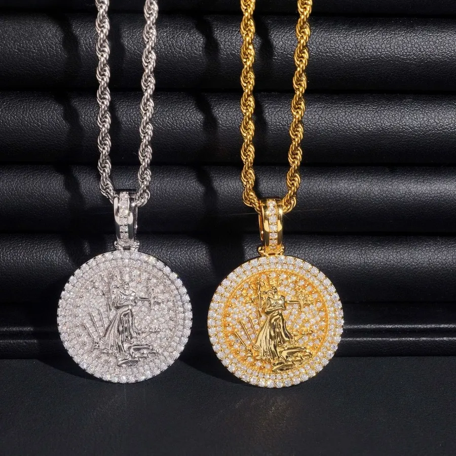 Authentic Hip Hop Moissanite Round Charm Pendant with Heart Pattern i14K Gold Plated 925 Silver for Necklace Rock Jewelry Pass Tester Gift