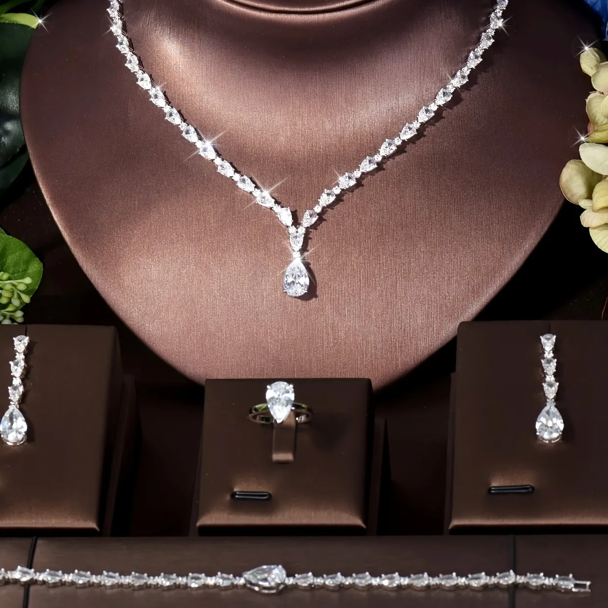 Authentic Simple CZ Ladies Jewelry Sets Water Drop Cubic Zirconia Crystal Tassel Earrings and Necklace Set for Women Gifts S-341