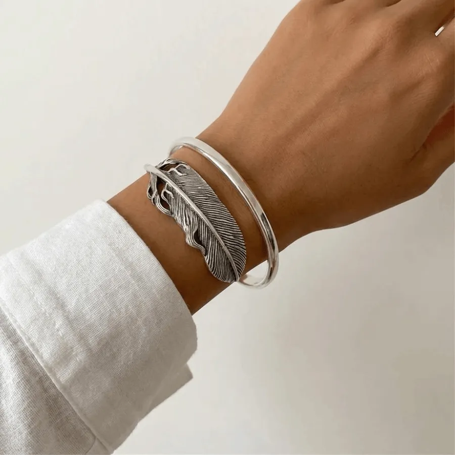 Authentic Simple Copper Women Bracelet Jewelry Silver Feather Bangle Elegant Design Adjustable Opening Bangle Girl