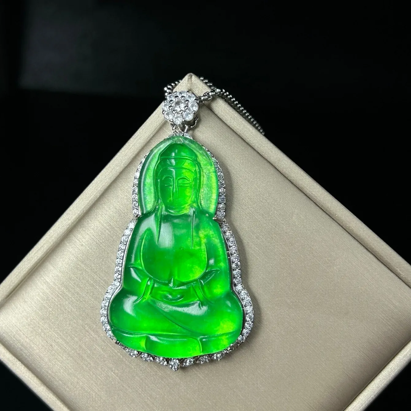 Authentic Ice Green Jade Guanyin's Radiant Blessing