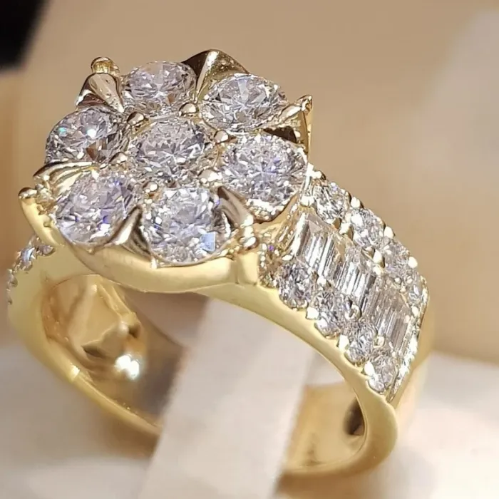 Authentic Exquisite Flower Shaped Inlaid Synthetic Zircon Ring Women's Engagement Commitment Ring Charm Gold Plated Jewelry