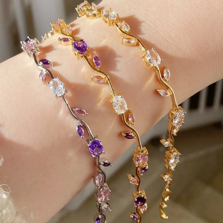 Authentic Hot Selling Sparkling Rhinestone CZ Leaf Vine Flower Bracelet Luxury for WomenGirl Party Wedding Zircon Gold-Plated Jewelry Gift