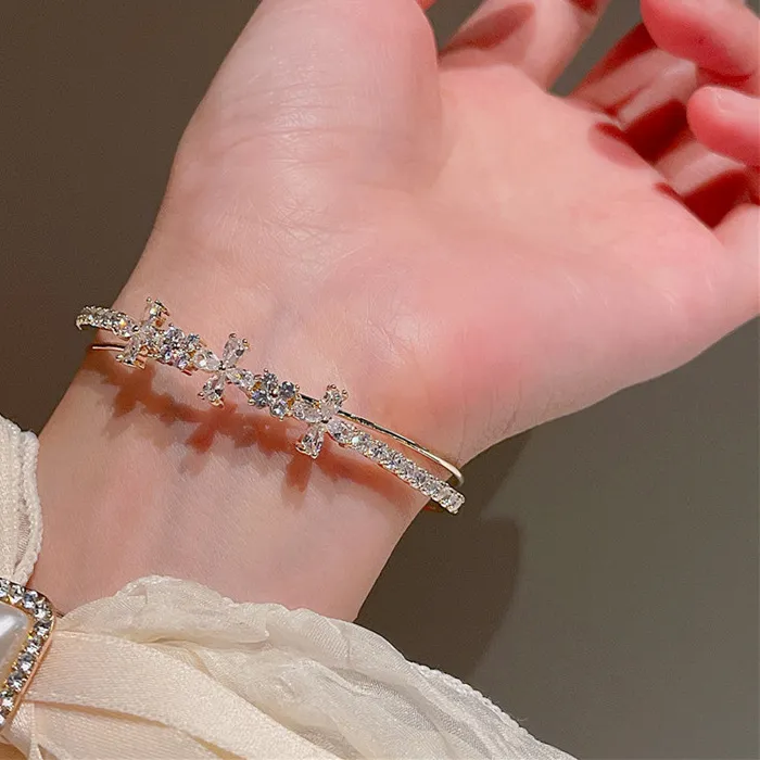 Authentic CC Luxury Cuff Bracelet Romantic Flower Shape 14K Gold Plated White Zirconia Adjustable Bangle Double Layer Shining Charm J249