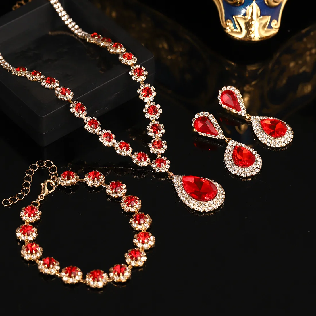 Authentic 4PK/Set Red Baroque Crystal Pendant Eco Necklace Earrings Bracelet For Women Fashion Bride Wedding Jewelry Set As Gifts
