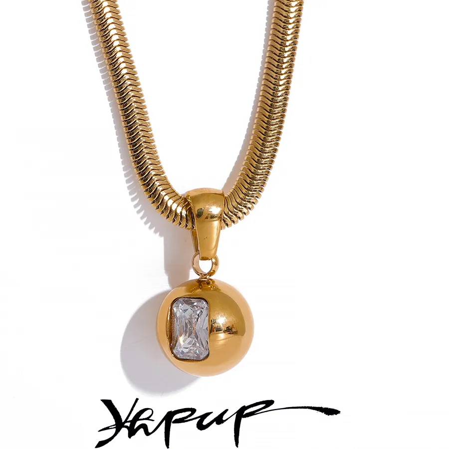 Authentic Yhpup Green White Red Cubic Zirconia Stainless Steel Round Pendant Necklace Delicate Fashion Gold Color 18K PVD Plated Jewelry