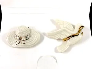 Authentic NEW IN SLEEVE LENOX PORCELAIN 24K GOLD PLATED BONNET & DOVE BIRD BROOCH PINS