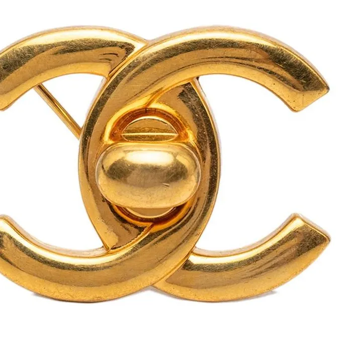 Authentic The 1997 Eternal Loop: Vintage Coco Mark Gold-Plated Talisman