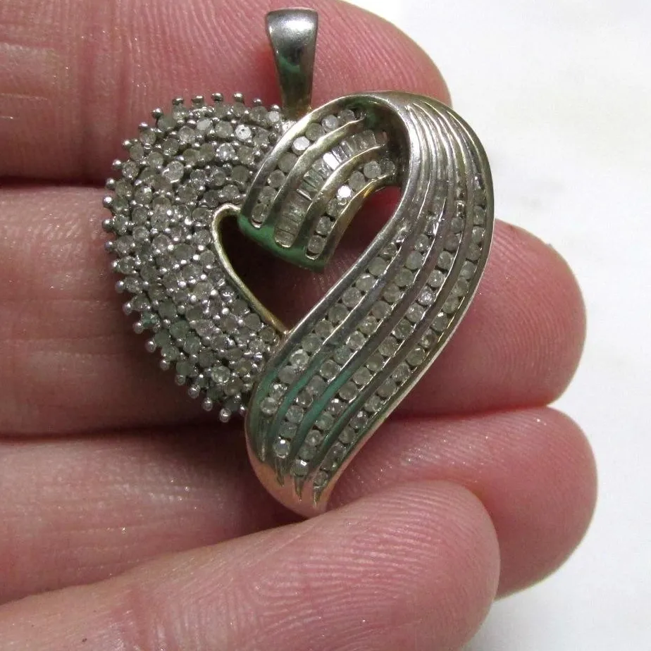 Authentic The Gilded Heart of Radiance: A Sterling Talisman of Eternal Connection