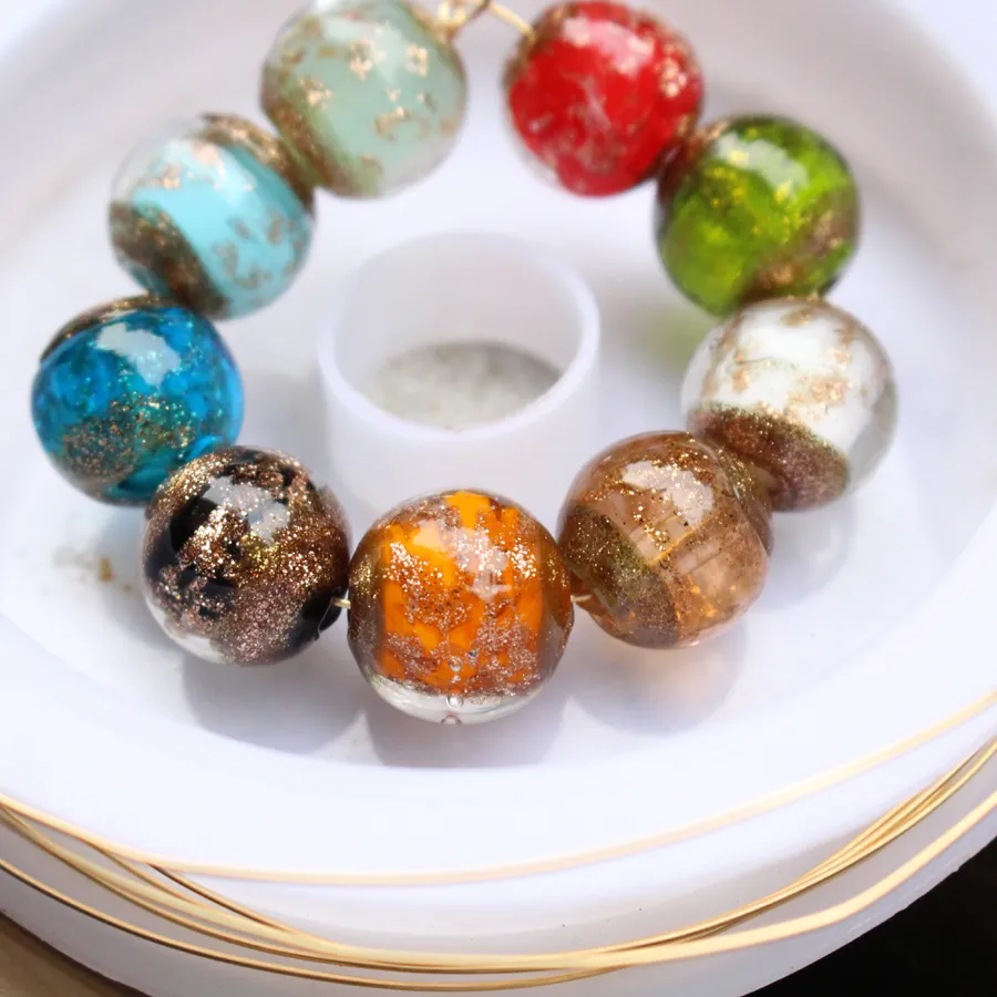 Authentic 10pcs 10mm Lampwork Glass Beads Top Shinning Sand Round Charms Black White Mix for Bracelet Earring Necklace making Craft DIY