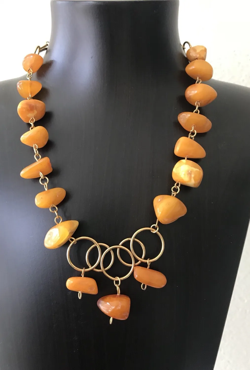 Authentic BEAUTIFUL VINTAGE BALTIC EGG YOLK BUTTERSCOTCH AMBER GOLD PLATED NECKLACE 27g