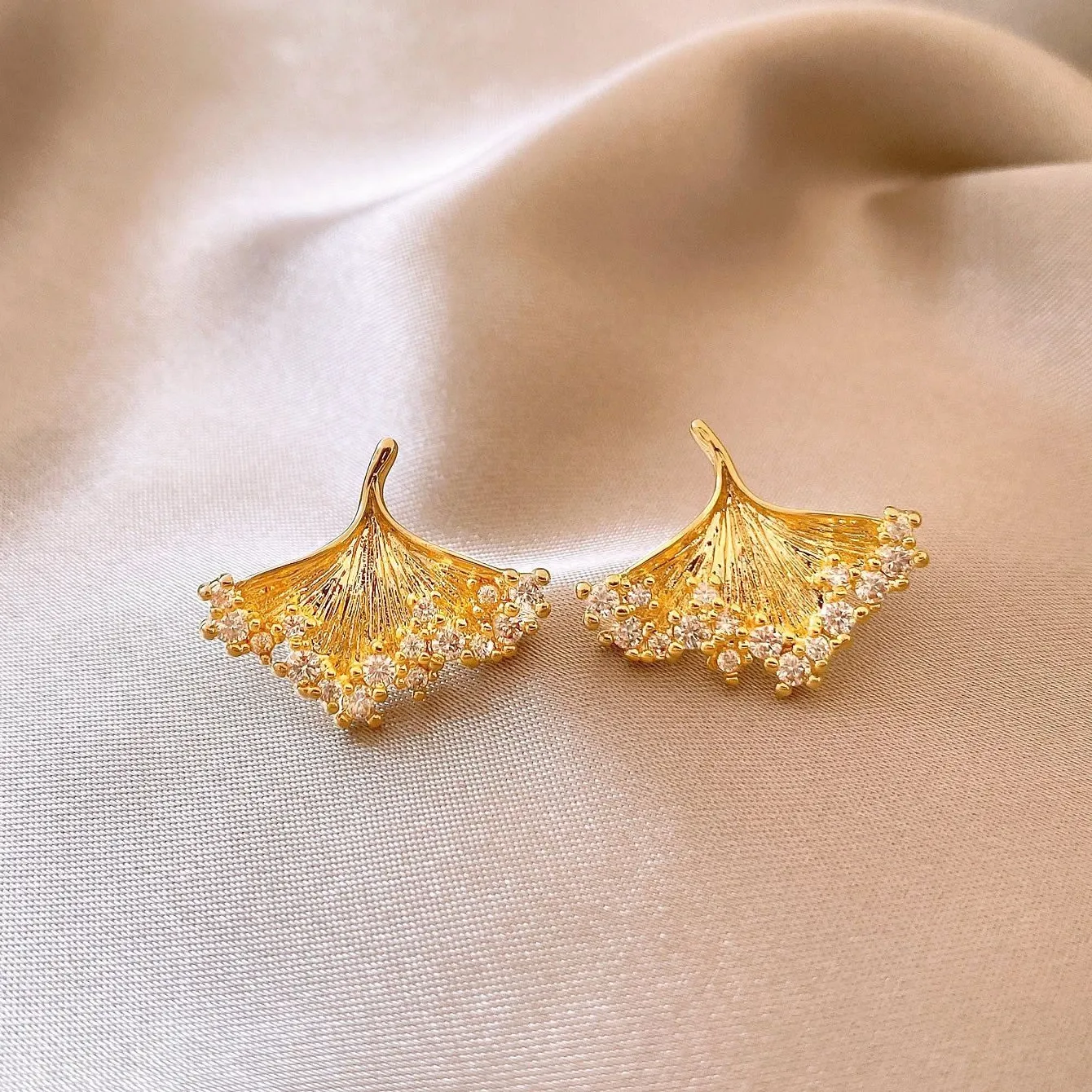 Authentic Enchanted Ginkgo Gold‑Leaf Stud Earrings