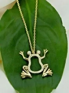 Authentic 1 Ct Round Cut Simulated Diamond Unisex Frog Pendant In 14k Yellow Gold Plated