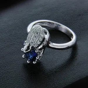 Authentic The Azure Amphibian: 2 Carat Lab-Created Sapphire Frog Ring in Radiant 14k Gold Finish
