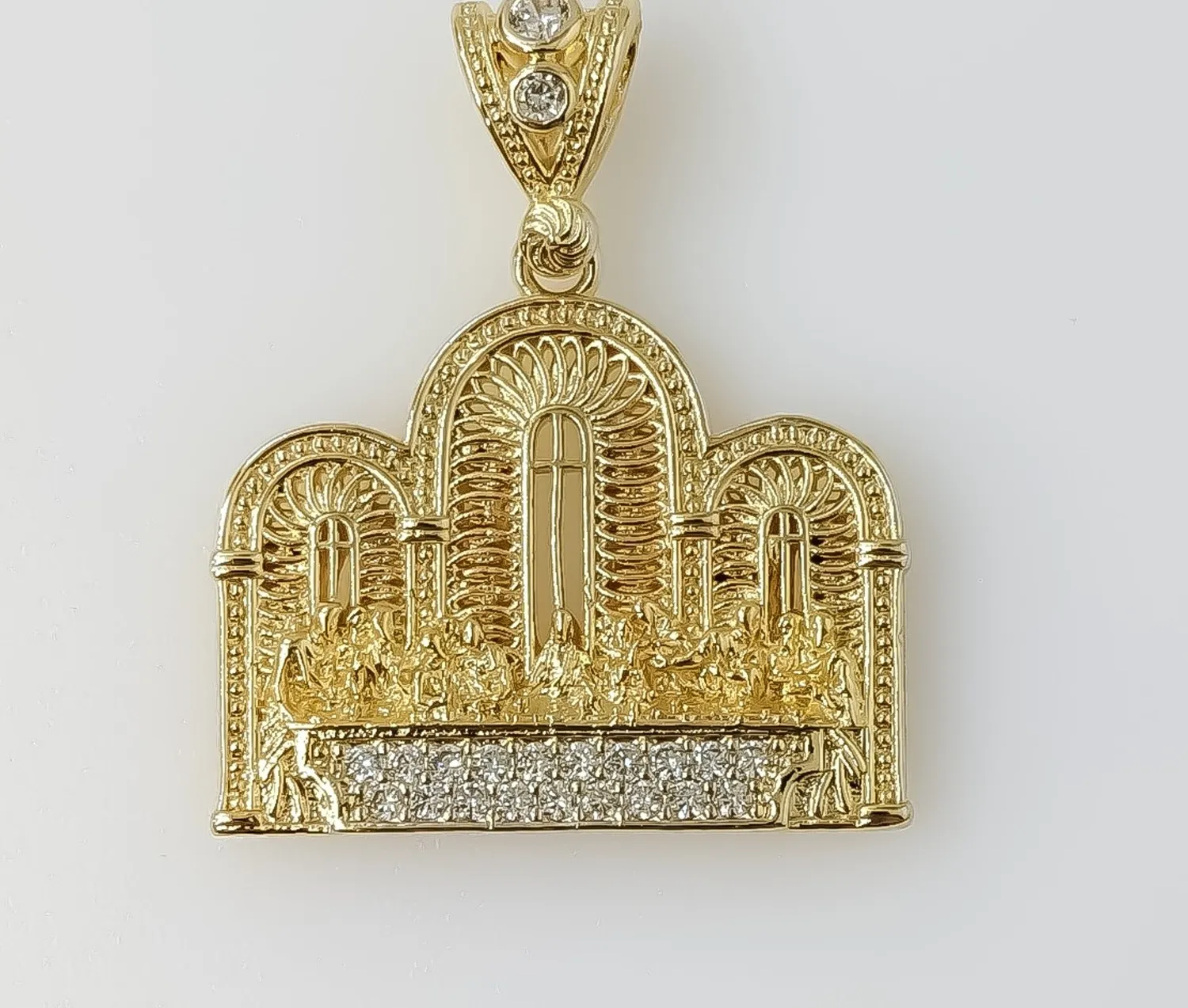Authentic Sacred Communion: Embracing the Divine with The Last Supper Pendant
