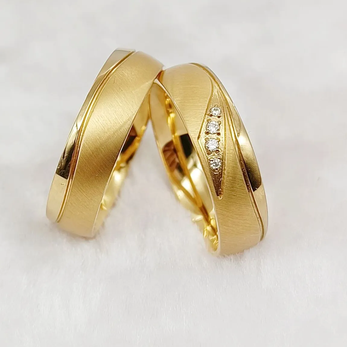 Authentic Fashion Western 24k Gold Plated Stainless Steel Jewelry Ring Marriage Couples Wedding Rings Men Women Alliance Dropshipping
