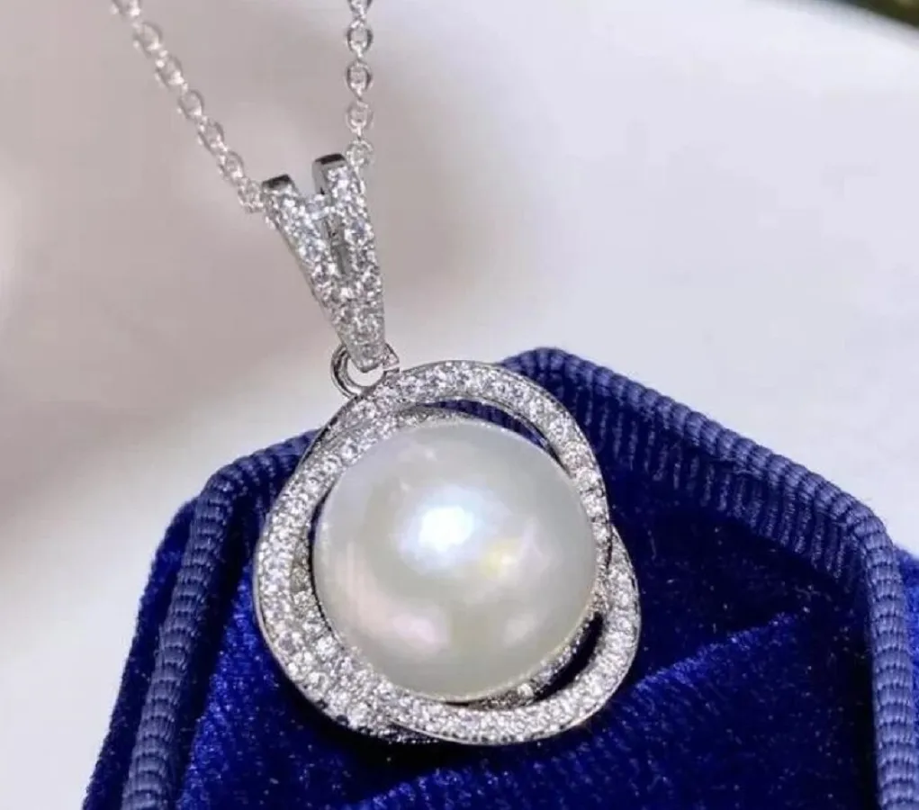 Authentic Fashionable and high-end pearl pendant AAA12-13mm natural South Sea white circular pearl pendant 18inch 925S