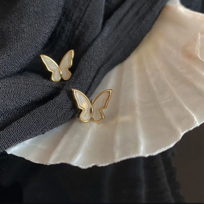 Authentic 2020 Korean Retro Acrylic Butterfly Earrings Cute Animal Brincos Statement stud Earrings Jewelry